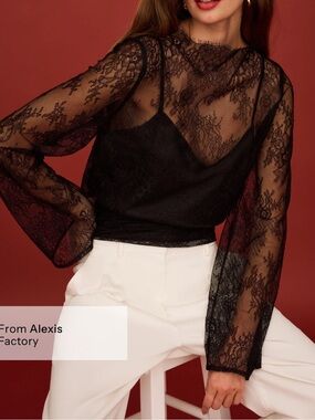 o.p.t Salome Top